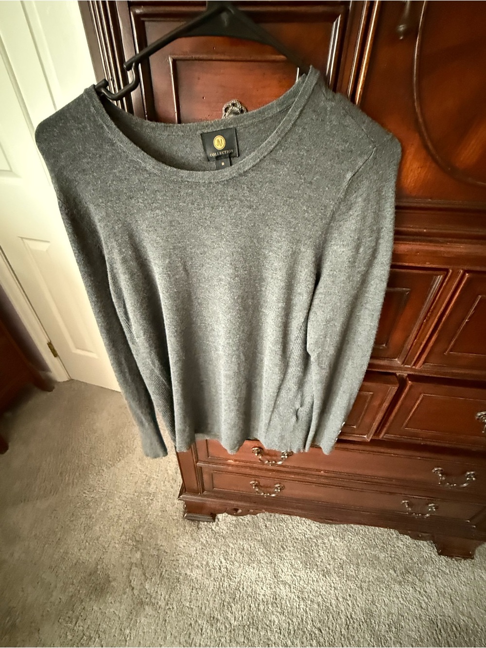 JM Collection Gray Crewneck Sweater